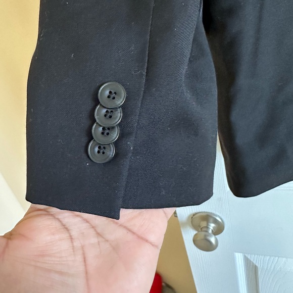 Michael Kors man black suit - Picture 5 of 10